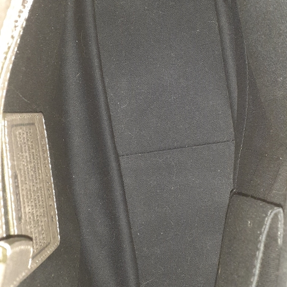 Coach - Picture 7 of 7